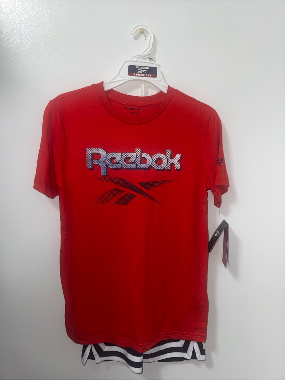 Reebok Red Short Sleeve Graphic Tee